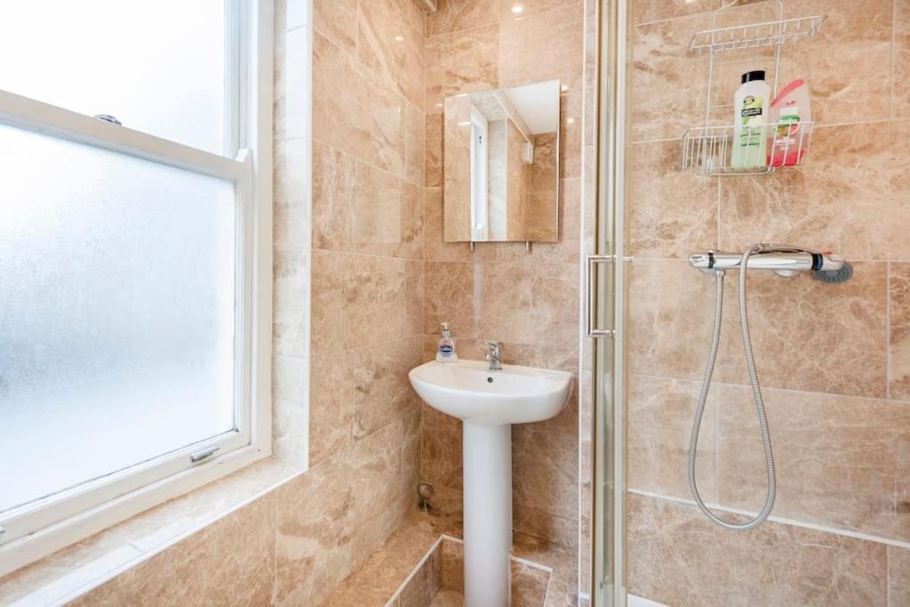 Studio Apt With Huge Balcony Near Oxford St - Marble Arch - Hydepark London Kültér fotó
